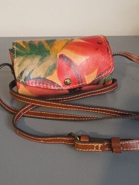 PATRICIA NASH Floral Heritage Amatrice Leather Barrel Crossbody